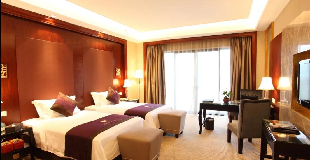 ฝอซาน กรีนเลค ฮอตสปริง โฮเต็ล Hotel ภายนอก รูปภาพ